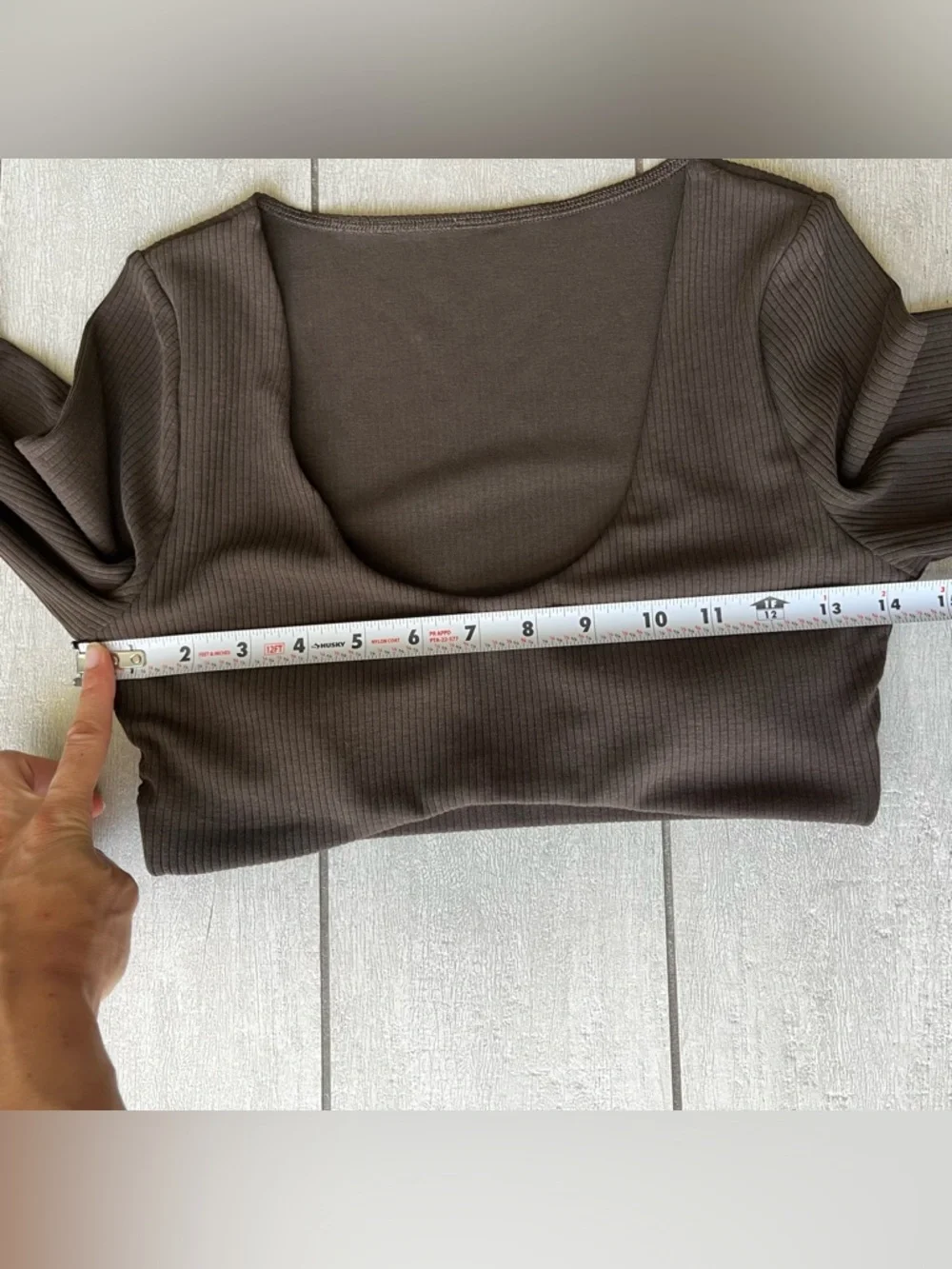 Alo Yoga Ribbed Defined Long Sleeve Bra in Espresso Brown Small Built In Bra